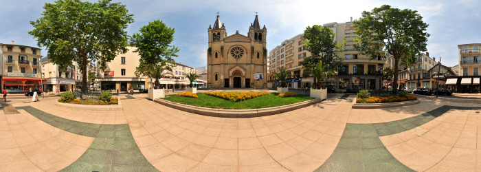 Eglise Saint-Louis, Vichy - Allier, Auvergne - Virtual tour