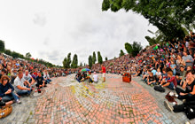 Sonntags Karaoke, Mauerpark, Berlin - Virtual tour