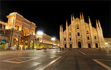 Piazza del Duomo di notte, Milano - Virtual tour