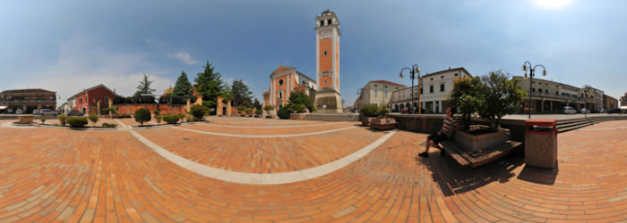 Piazza G. Matteotti, Bergantino, Rovigo - Virtual tour