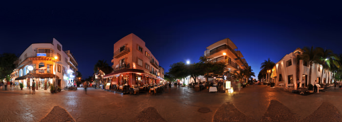 La Quinta Avenida, Playa del Carmen - Virtual tour